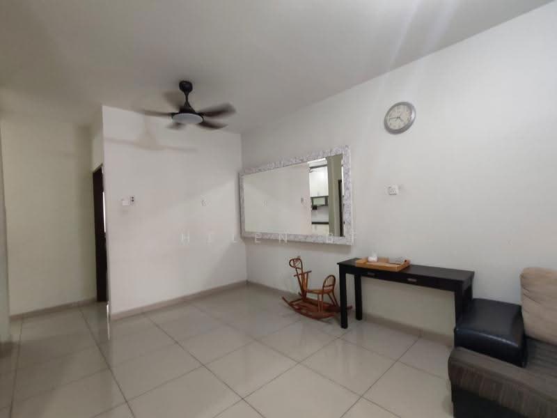 Rumah Teres 2-Tingkat untuk Dijual di Taman Saujana Indah (Bukit Katil) - Helen BF - Living Room - PropertyGuru.com.my