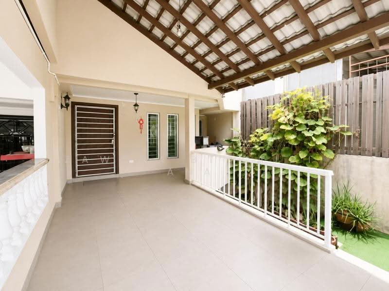 Rumah Teres 2-Tingkat untuk Dijual di Taman Pinggiran Templer (Selayang) - Zawana BT Zaidi Ana - Exterior - PropertyGuru.com.my