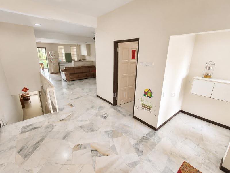 Rumah Teres 2-Tingkat untuk Dijual di Taman Pinggiran Templer (Selayang) - Zawana BT Zaidi Ana - Living Room - PropertyGuru.com.my
