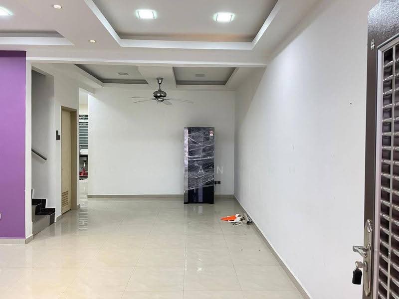 2.5-storey Terraced House for Sale in Taman Selayang Permata (Batu Caves) - Norafian SMH - Living Room - PropertyGuru.com.my
