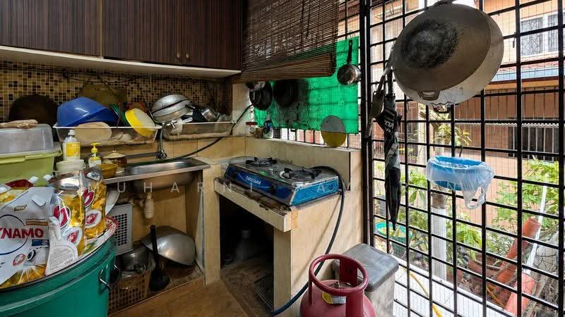 Rumah Teres 2-Tingkat untuk Dijual di Kota Damansara (Selangor) - muharni sawarin - Kitchen - PropertyGuru.com.my