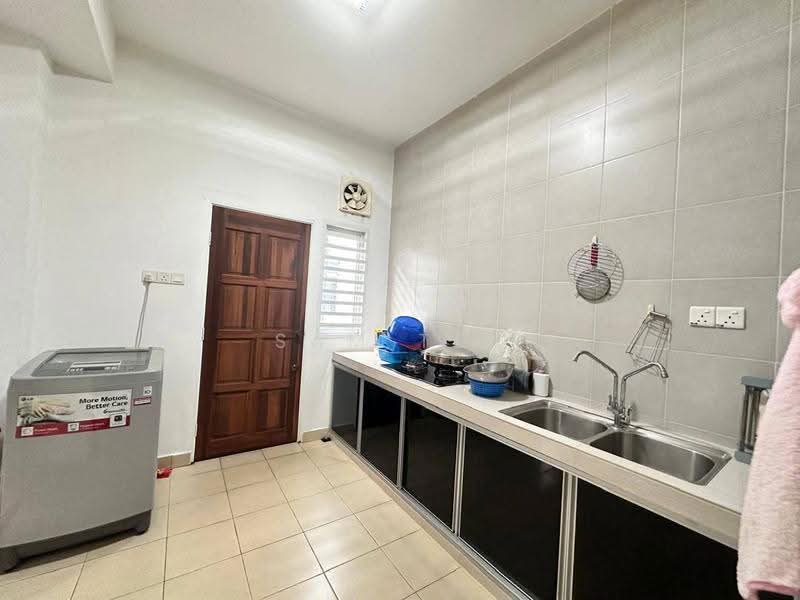 2-storey Terraced House for Sale in Horizon Hills (Iskandar Puteri (Nusajaya)) - Sam Tee - Kitchen - PropertyGuru.com.my