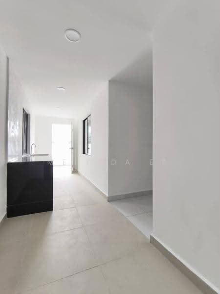 2-storey Terraced House for Sale in Bandar Baru Permas Jaya (Permas Jaya) - Melinda Ee - Corridor - PropertyGuru.com.my