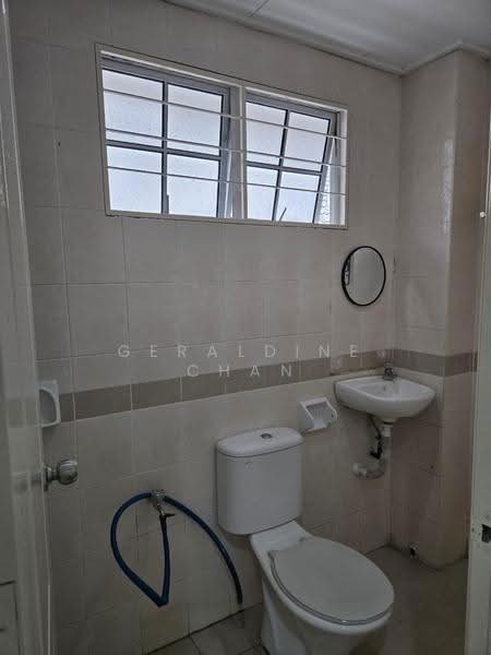 Rumah Teres 2-Tingkat untuk Disewa di Subang Bestari (Shah Alam) - Geraldine Chan - Bathroom - PropertyGuru.com.my