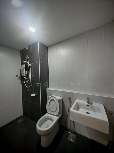 Service Residence for Rent at The Garden Residences - Jacy Tan - Bathroom - PropertyGuru.com.my
