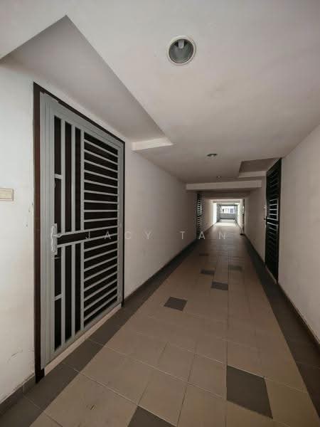 Service Residence for Rent at The Garden Residences - Jacy Tan - Corridor - PropertyGuru.com.my