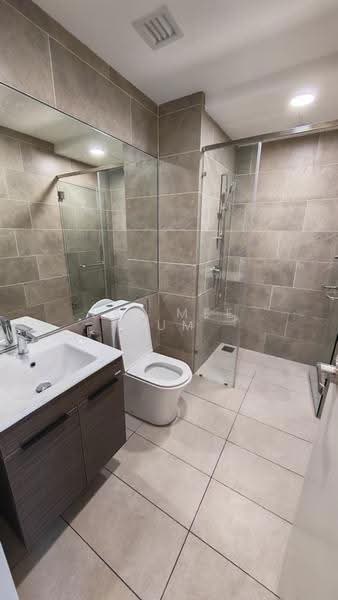 Kediaman Servis untuk Disewa di Residensi Estetik 8 (Est8) - Lai Mee Sum - Bathroom - PropertyGuru.com.my