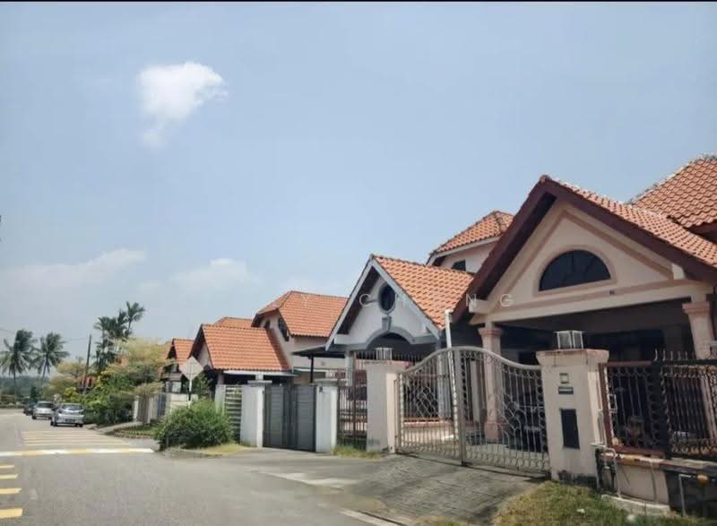 Rumah Teres 1.5-Tingkat untuk Disewa di Taman Rinting (Masai) - Kelly Chong - Exterior - PropertyGuru.com.my
