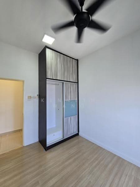 Kondominium untuk Disewa di Damansara Foresta - Kenneth Wang - Bedroom - PropertyGuru.com.my