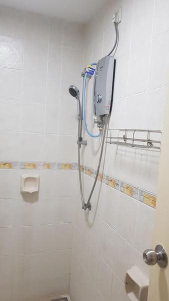 Kondominium untuk Disewa di Pelangi Utama - Angie Siew - Bathroom - PropertyGuru.com.my