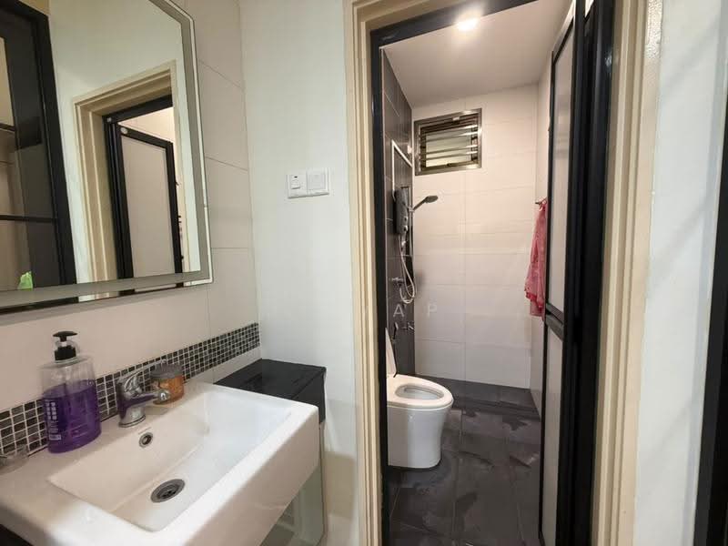 Cluster House for Sale in Bandar Putra Kulai (Kulai) - JH Yap - Bathroom - PropertyGuru.com.my
