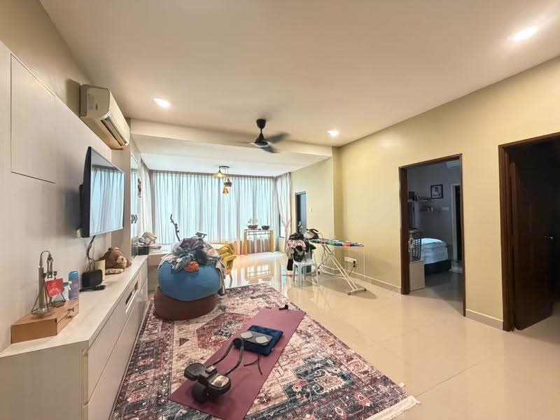 Cluster House for Sale in Bandar Putra Kulai (Kulai) - JH Yap - Living Room - PropertyGuru.com.my