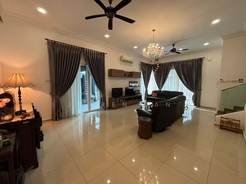 Semi-Detached House for Sale in Canary Garden (Klang) - Jarren Tan - Living Room - PropertyGuru.com.my