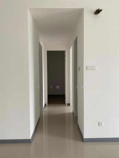 Service Residence for Sale at United Point (Residensi Berpadu) - Aylin Lim - Corridor - PropertyGuru.com.my