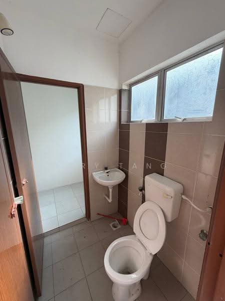 Rumah Teres 2-Tingkat untuk Dijual di Ipoh (Perak) - Gary Tang - Bathroom - PropertyGuru.com.my