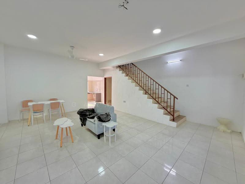 Rumah Teres 2-Tingkat untuk Dijual di Ipoh (Perak) - Gary Tang - Living Room - PropertyGuru.com.my