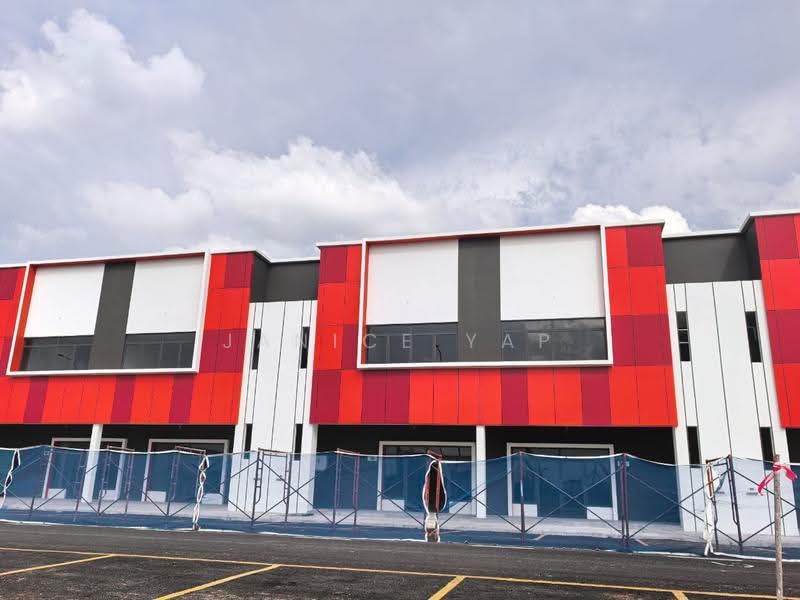Kilang Teres untuk Dijual di Bandar Puncak Alam (Puncak Alam) - Janice Yap - Exterior - PropertyGuru.com.my