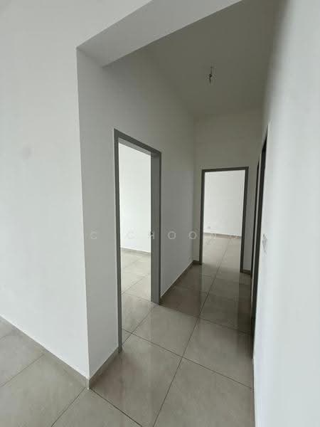Kondominium untuk Dijual di Lucerne Residences - SC Choong - Corridor - PropertyGuru.com.my