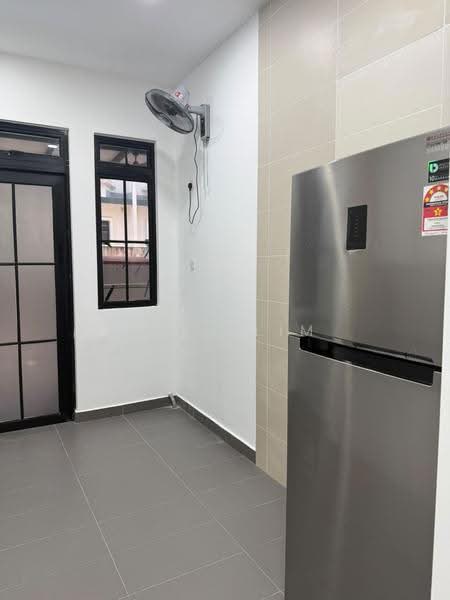 Rumah Teres untuk Disewa di Johor Bahru (Johor) - Zeon Lim - Kitchen - PropertyGuru.com.my