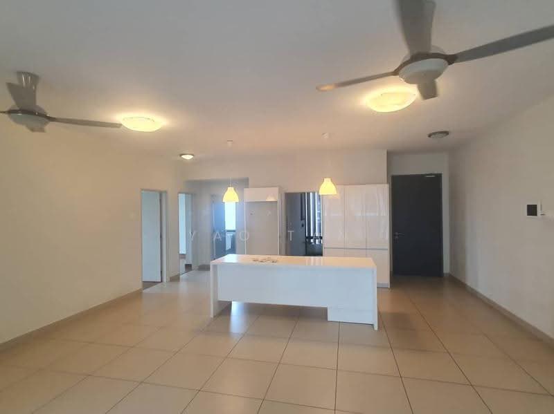 Kediaman Servis untuk Dijual di Verde - Yao Tan - Living Room - PropertyGuru.com.my