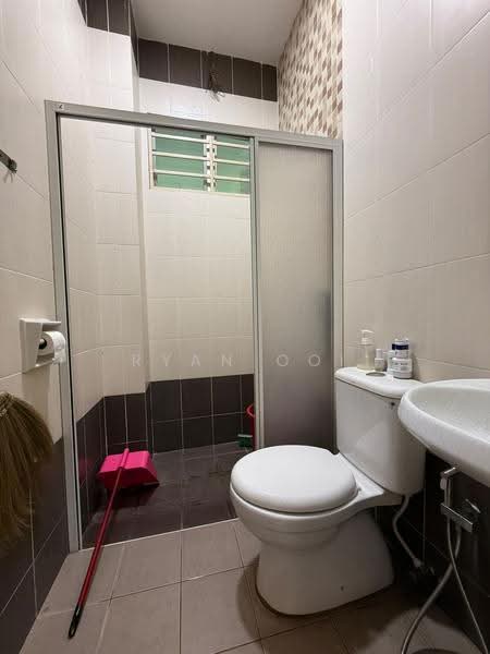 Semi-Detached House for Sale in Taman Laman Kuda (Anak Bukit) - Ryan Ooi - Bathroom - PropertyGuru.com.my