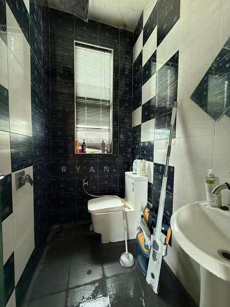 Semi-Detached House for Sale in Taman Laman Kuda (Anak Bukit) - Ryan Ooi - Bathroom - PropertyGuru.com.my