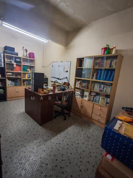 2-storey Terraced House for Sale in Island Park (Jelutong) - Mable Ong - Study - PropertyGuru.com.my