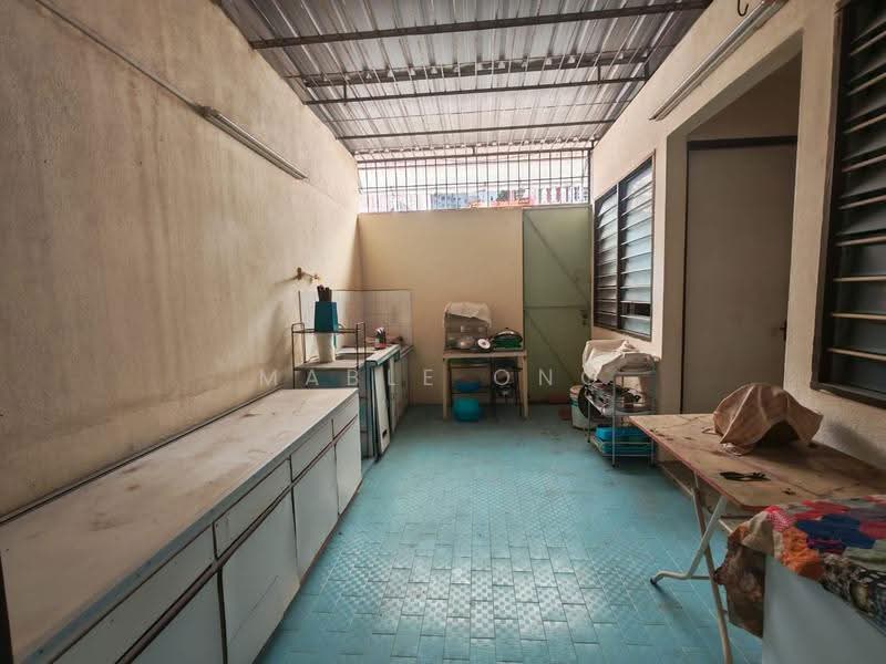 2-storey Terraced House for Sale in Island Park (Jelutong) - Mable Ong - Kitchen - PropertyGuru.com.my