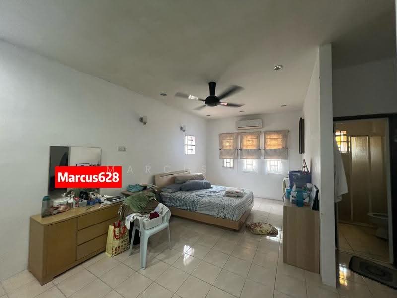 Rumah Teres 2.5-Tingkat untuk Dijual di Taman Sutera Prima (Perai) - Marcus Tan - Bedroom - PropertyGuru.com.my