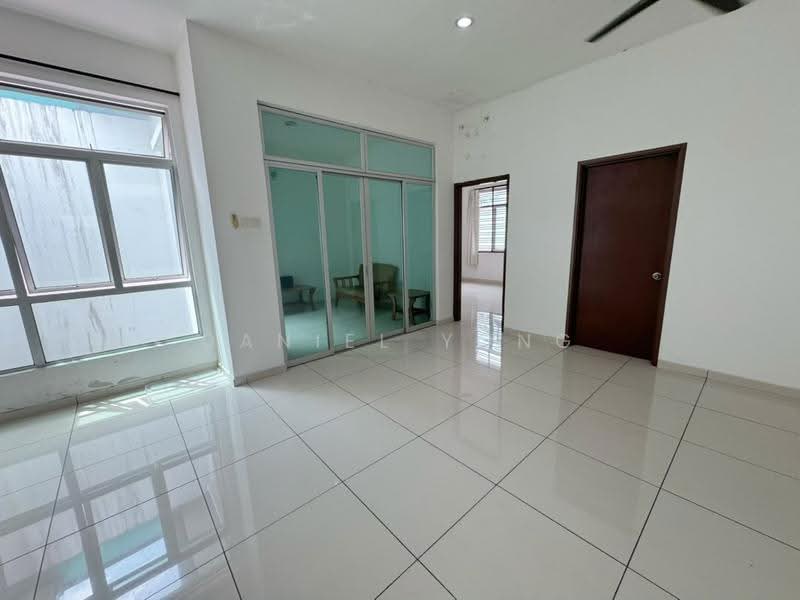 Rumah Teres 2-Tingkat untuk Dijual di Mutiara Rini (Skudai) - Daniel Yong - Living Room - PropertyGuru.com.my