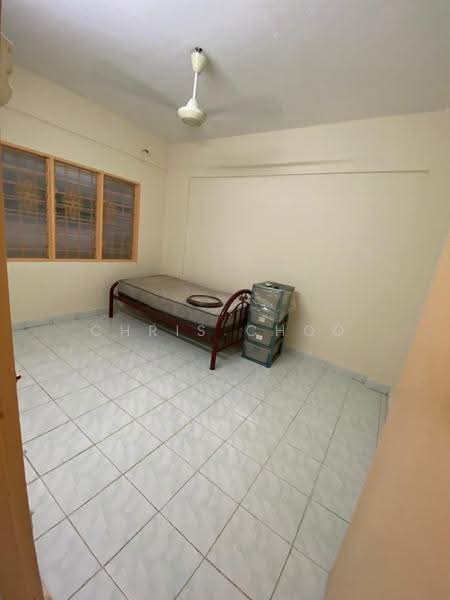 Flat for Sale at Desa Mentari Flat (Block 1) - Chris Choo - Bedroom - PropertyGuru.com.my