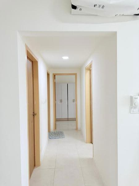 Kondominium untuk Disewa di Granito - Lim Keh Sin - Corridor - PropertyGuru.com.my