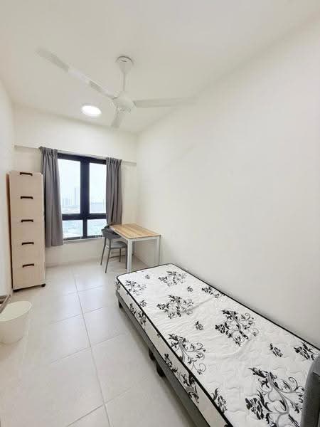 Kondominium untuk Disewa di Granito - Lim Keh Sin - Bedroom - PropertyGuru.com.my