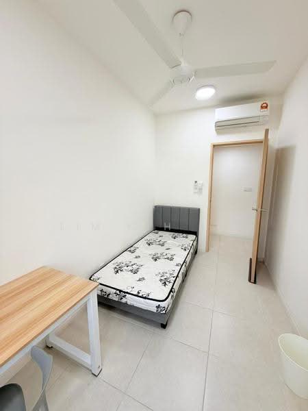 Kondominium untuk Disewa di Granito - Lim Keh Sin - Bedroom - PropertyGuru.com.my