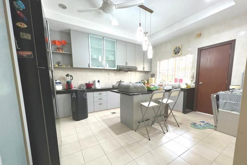Link Bungalow for Sale in Bukit Rimau (Shah Alam) - Agnes Ang - Kitchen - PropertyGuru.com.my
