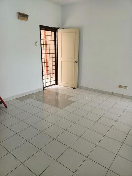 Pangsapuri untuk Disewa di Teratai Apartment @ Taman Sutera - Benny Lee - Interior - PropertyGuru.com.my