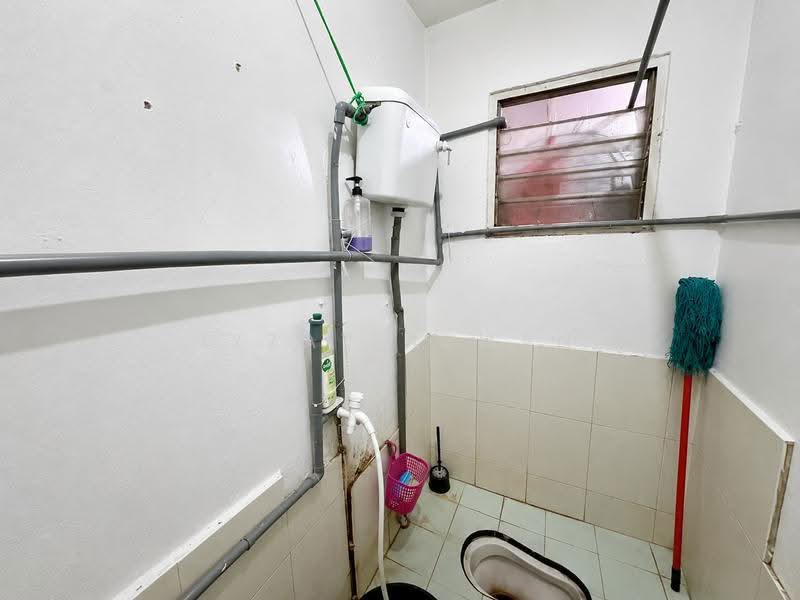 Rumah Teres 2-Tingkat untuk Dijual di Kuantan (Pahang) - Izzat Azman - Bathroom - PropertyGuru.com.my