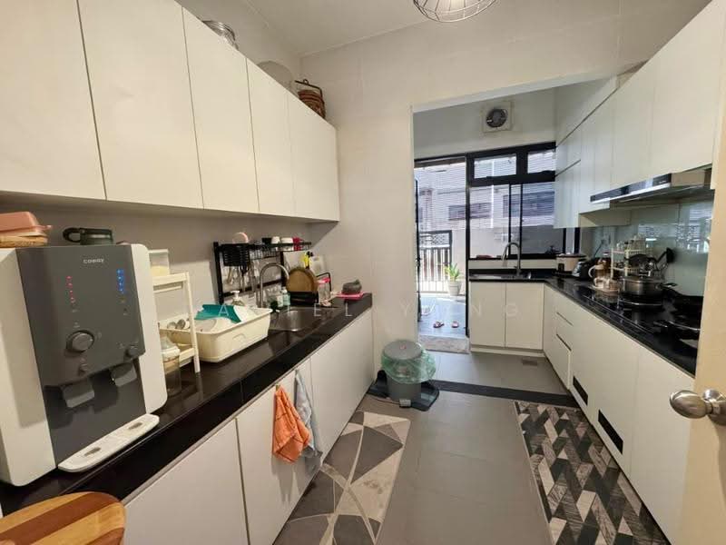 Rumah Kluster untuk Dijual di Taman Setia Indah (Tebrau) - Daniel Yong - Kitchen - PropertyGuru.com.my