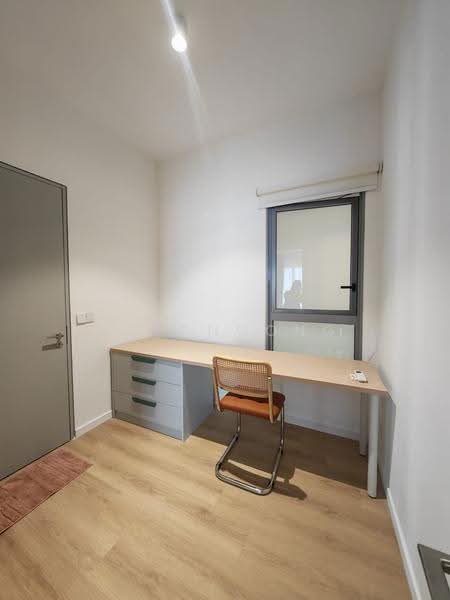 Kediaman Servis untuk Dijual di The Meg Serviced Residence - SC Choong - Study - PropertyGuru.com.my
