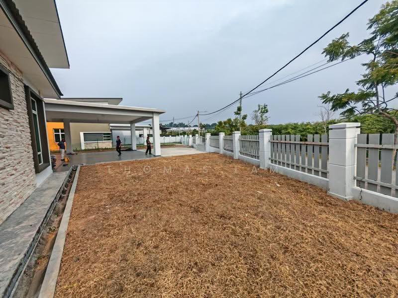 Bungalow House for Sale in Bukit Rambai (Melaka) - Thomas Lam - Exterior - PropertyGuru.com.my