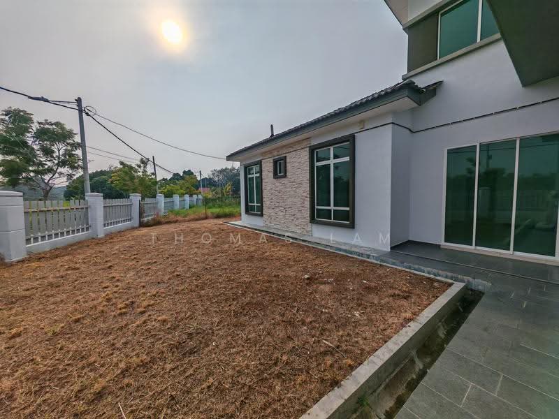 Bungalow House for Sale in Bukit Rambai (Melaka) - Thomas Lam - Exterior - PropertyGuru.com.my