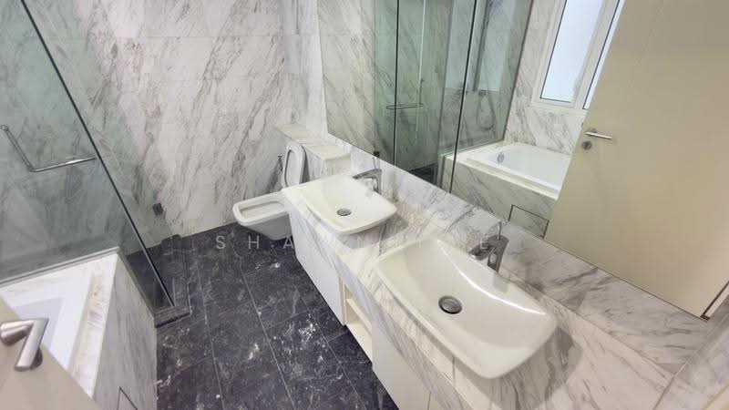 4-storey Terraced House for Sale in Johor Bahru (Johor) - Shawn Lee - Bathroom - PropertyGuru.com.my