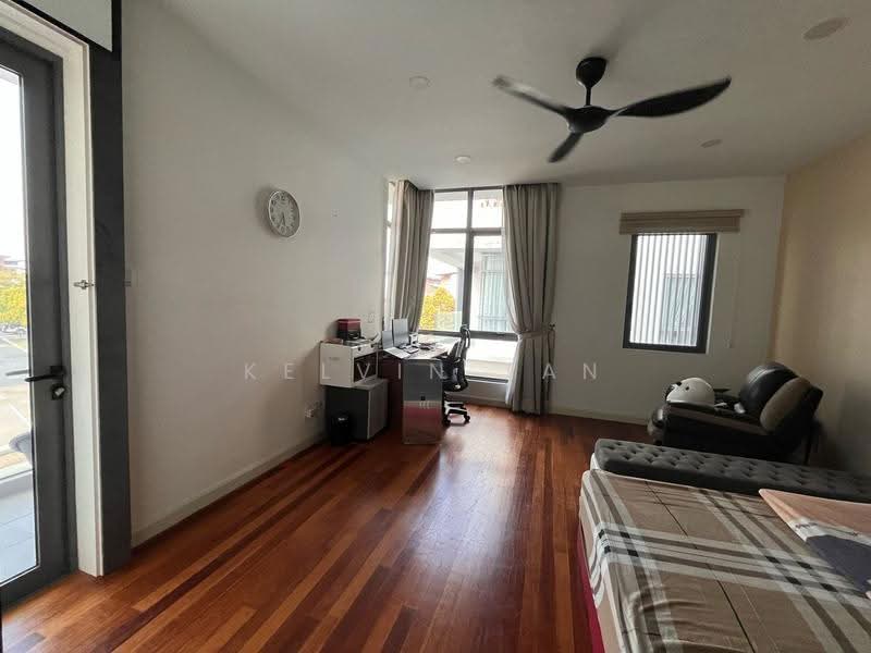 Semi-Detached House for Sale in Kota Kemuning (Shah Alam) - Kelvin Tan - Study - PropertyGuru.com.my