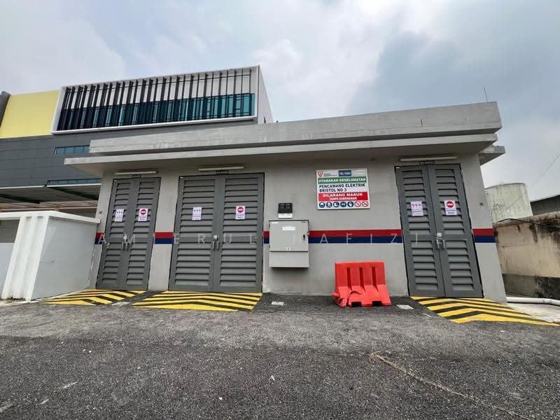 Gudang untuk Dijual di Seri Kembangan (Selangor) - Amierul Hafizie - Exterior - PropertyGuru.com.my
