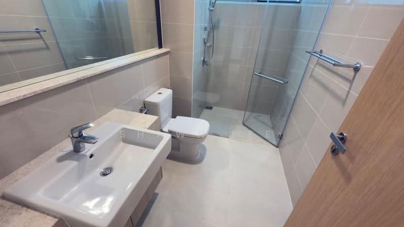 Service Residence for Rent at Southern Marina Residences - Shawn Lee - Bathroom - PropertyGuru.com.my