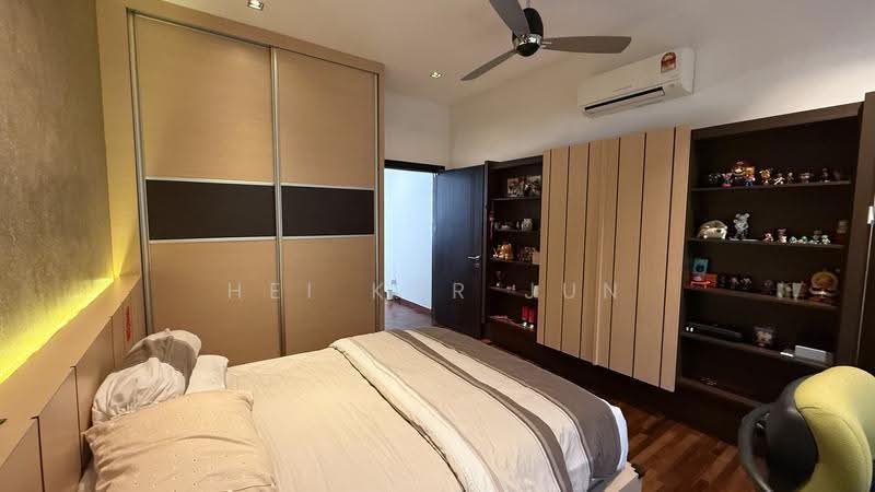 Rumah Berkembar untuk Dijual di Jade Hills (Kajang) - Hei Kar Jun - Bedroom - PropertyGuru.com.my
