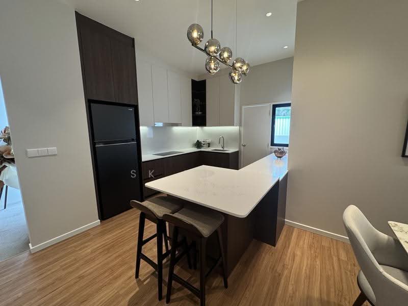 Kediaman Servis untuk Dijual di Emerald 9 - SK Ching - Kitchen - PropertyGuru.com.my