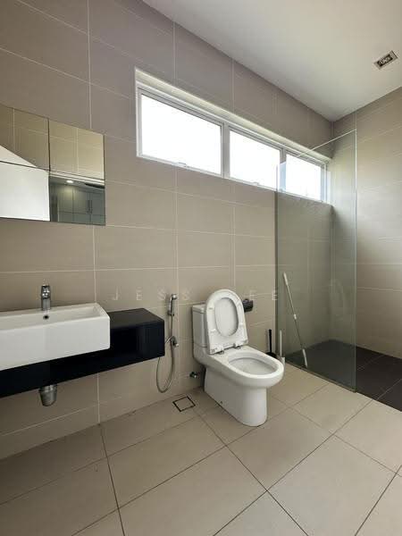 Semi-Detached House for Sale in Setia Eco Park (Setia Alam) - Jess Tee - Bathroom - PropertyGuru.com.my