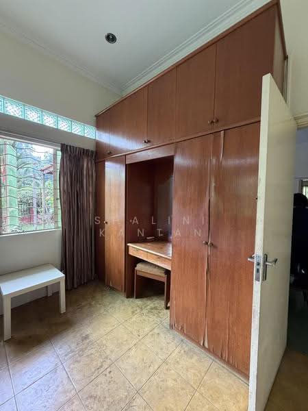 Bungalow House untuk Dijual di Lorong Travers (Kuala Lumpur) - Shalini Kantan - PropertyGuru.com.my