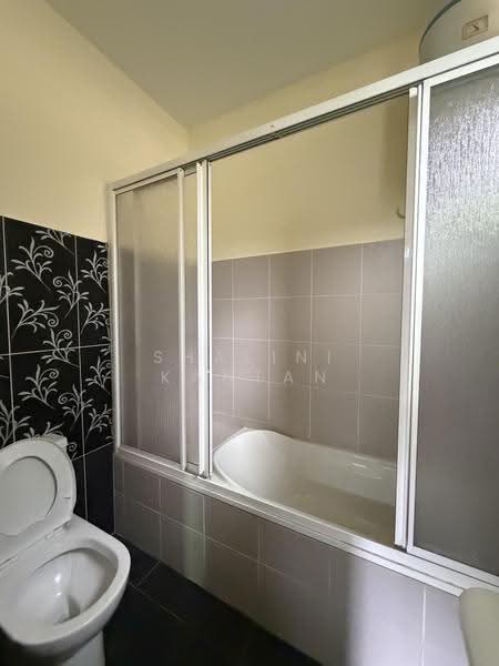 Bungalow House untuk Dijual di Lorong Travers (Kuala Lumpur) - Shalini Kantan - PropertyGuru.com.my